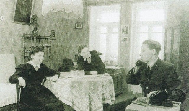 Установка личного телефона в квартире  1953